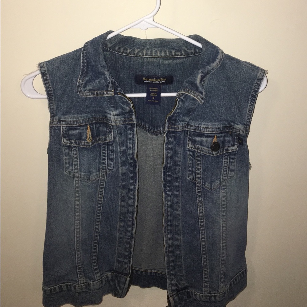 Abercrombie and fitch jean vest